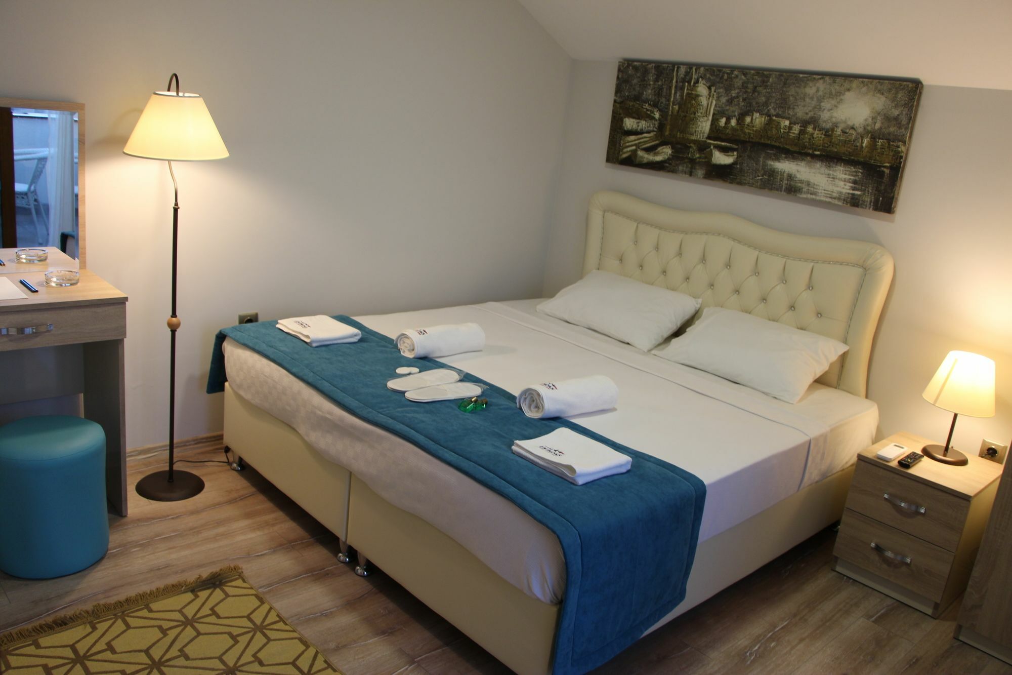 Ekinoks Suit & Apart Otel Trabzon Bagian luar foto