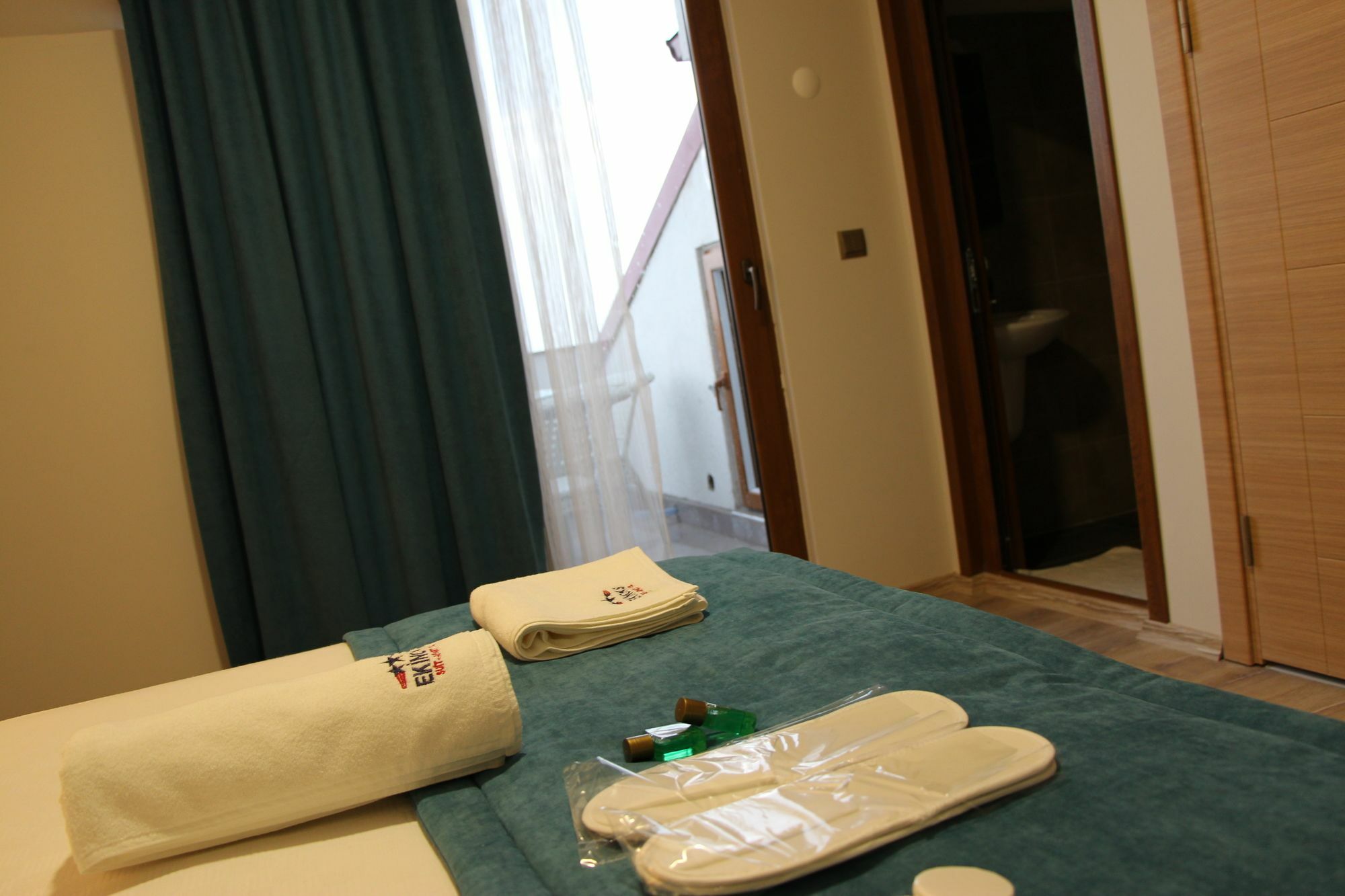 Ekinoks Suit & Apart Otel Trabzon Bagian luar foto